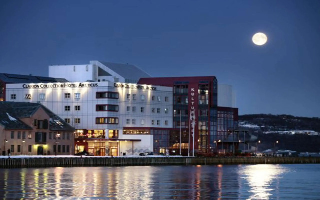 Home Hotel Arcticus