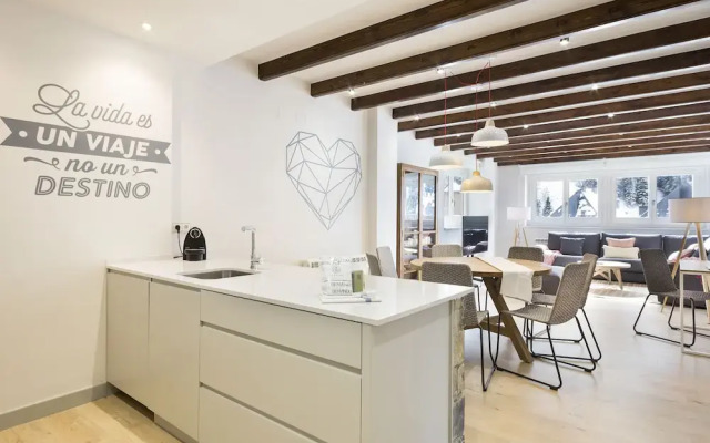 Luderna - Apartamento con Terraza Bonaigua B1 Joanchiquet