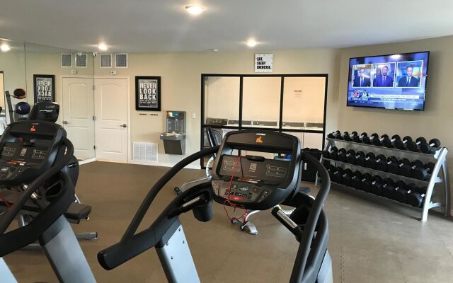 Best Western Swiss Clock Inn