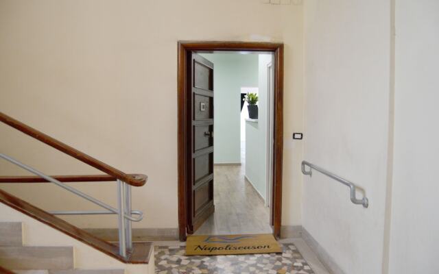 Napoliseason Rooms and Breakfast