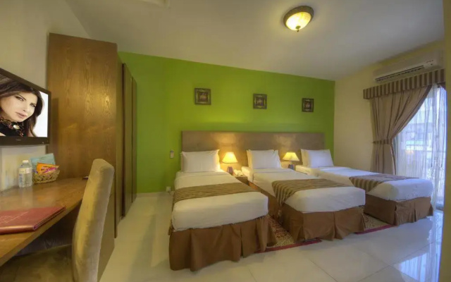 Hyde Park Hotel