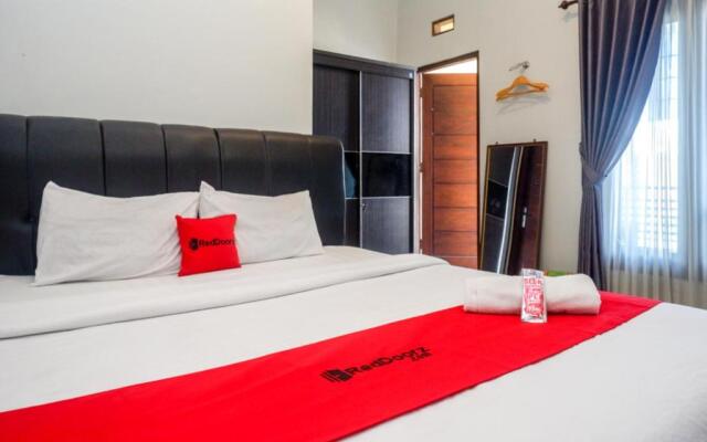 ReDdoorz At Mahameru Residence Yogyakarta