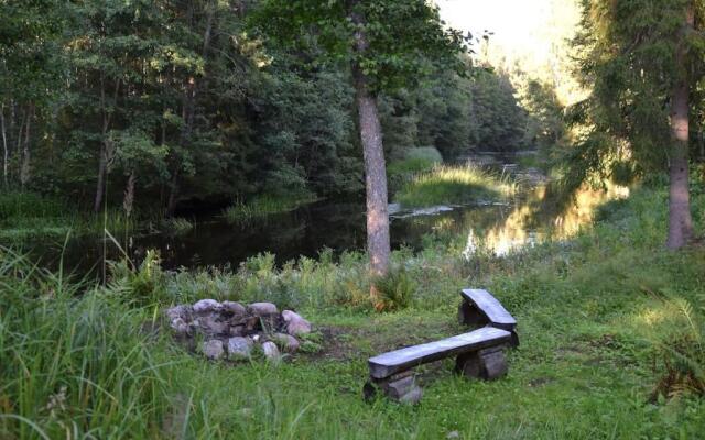 Little Forest House near the river Jägala