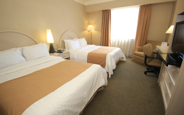 Holiday Inn Convention Center by IHG