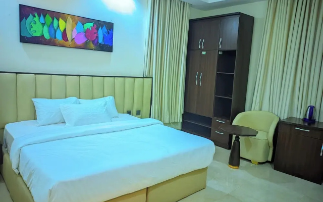 Chapy hotel and suite