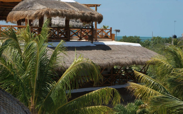 Ensueño Holbox and Beach Club