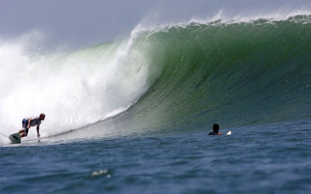 Casa Sirena Surf Lodge