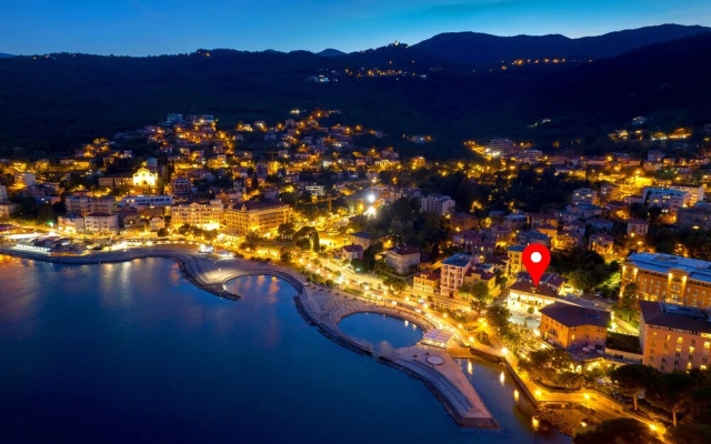 Studio apartments in center of Opatija
