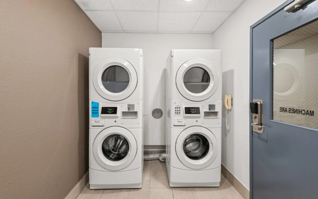 Comfort Inn & Suites Olathe - Kansas City