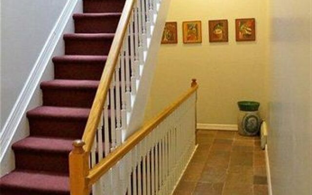 Allies Inn Bed and Breakfast