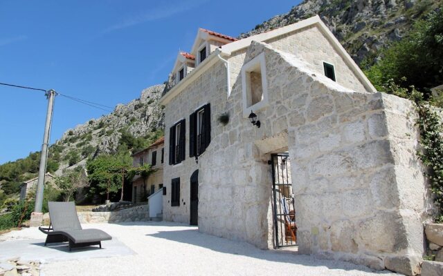 Stone House Villa