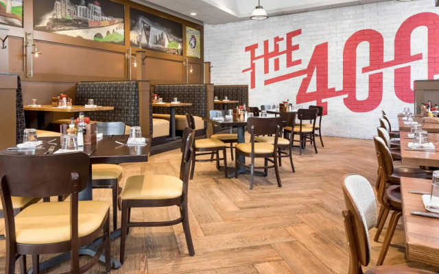 Delta Hotels by Marriott Minneapolis Northeast