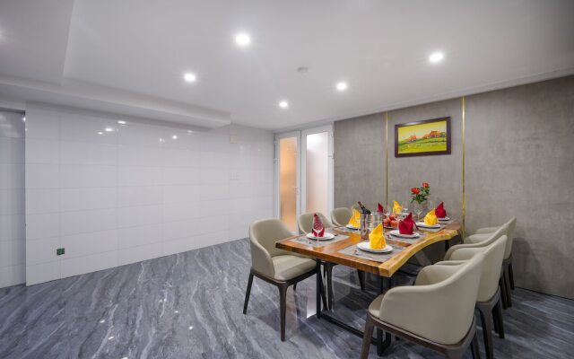 London Hotel and Apartments Da Nang