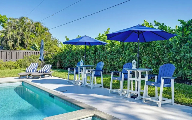 Pool & Spa: Luxe Home in Naples!