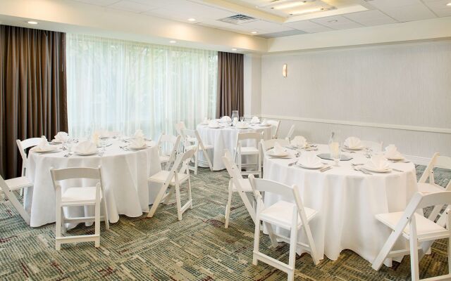 Hilton Suites Atlanta Perimeter