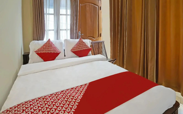 Hotel O Wisma Empat Lima Syariah
