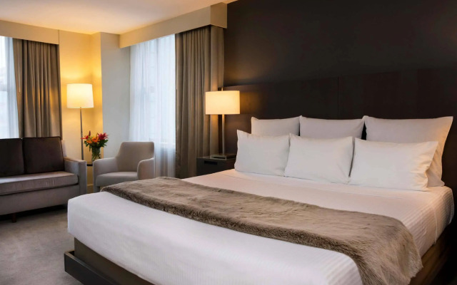 The Benson Portland, Curio Collection by Hilton