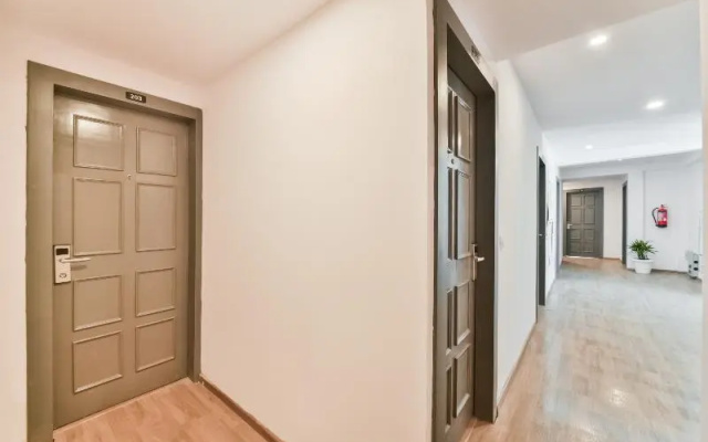 OYO Townhouse 323 Sector 9 Hiran Magri