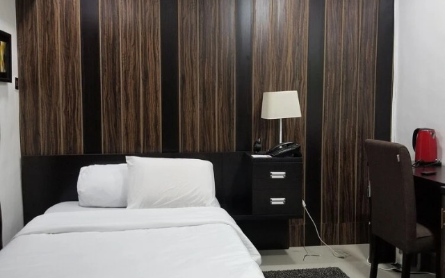 Ozin Guest House