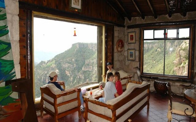 Hotel Divisadero Barrancas
