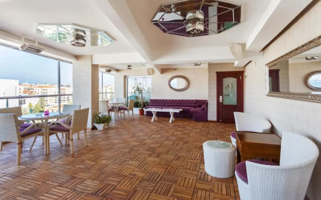 Izmir Palas Otel