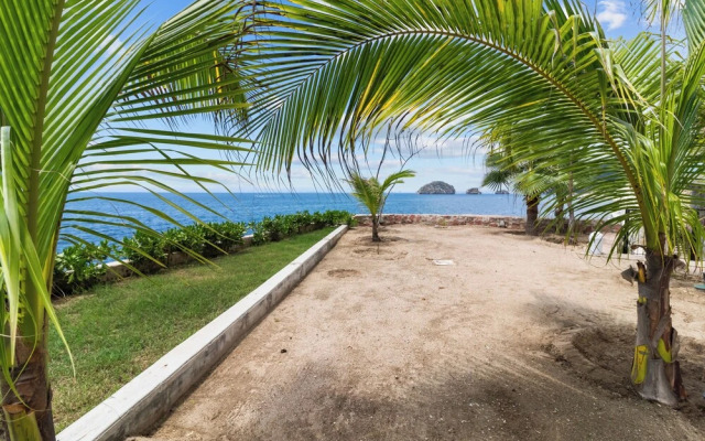 Blue Horizon Luxury Condo