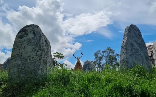 Seminarhaus Arya Maitreya