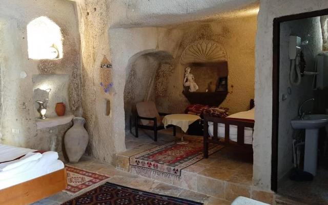 Aziz Cave Hotel