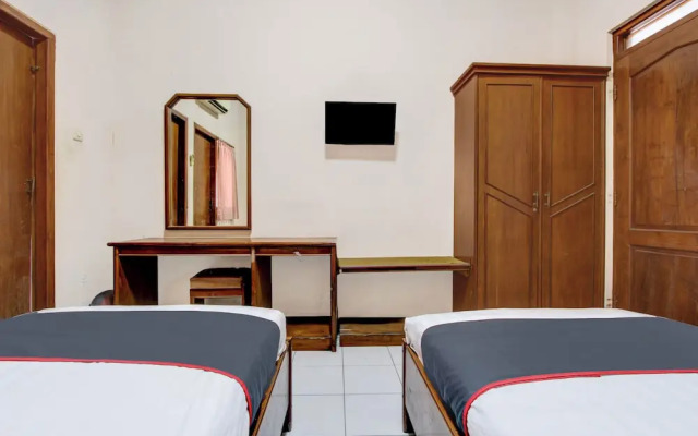 OYO 1751 Hotel Trihadhi