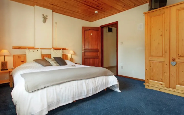 Group Getaway With Sauna