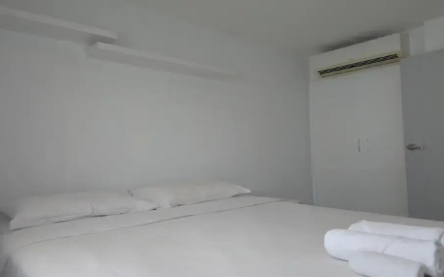 Boutique Comfort 1BR T2-410