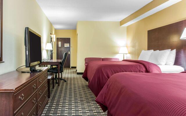 Clarion Inn & Suites Northwest