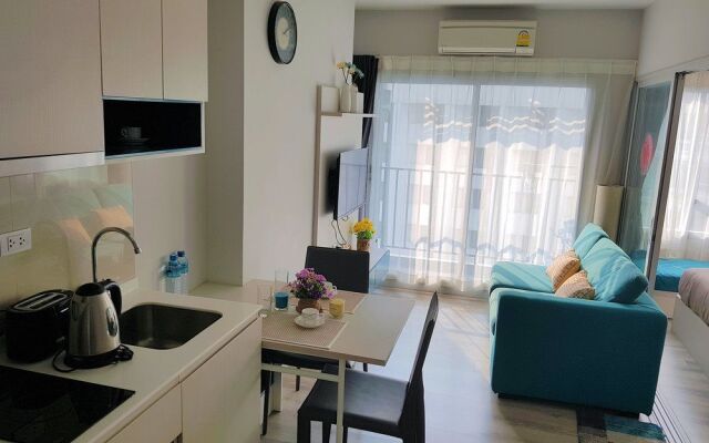 1BR Centric Sea 115 With Infinity Pool