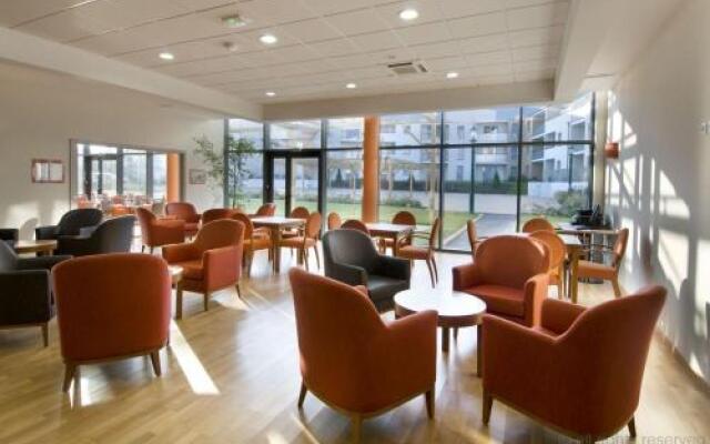 Résidence Services Seniors DOMITYS - La Marquise