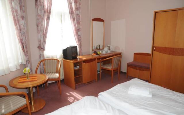 Pension Akropolis