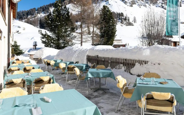 Hotel Chesa Pool Val Fex