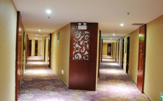 Golden Holiday International Hotel