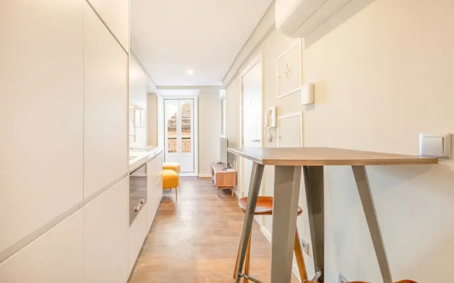 Bairro Alto Prime Studio I by Homing