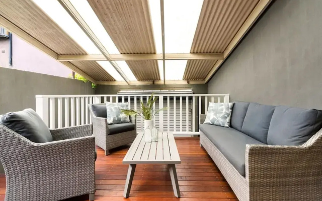 Comfy Darlinghurst Retreat