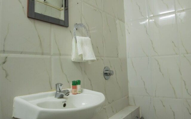 OYO 5426 Hotel SVL