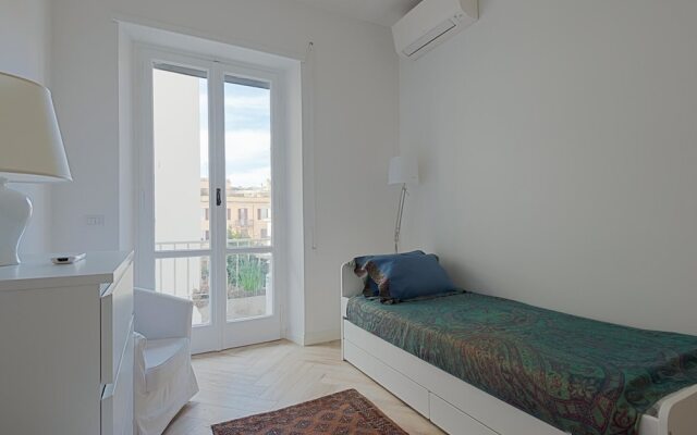 Rsh Vatican Bright Two Bedroom Apartment