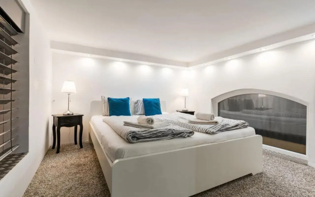 Z38 Downtown Loft