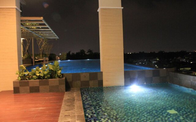 Grand Mercure Solo Baru