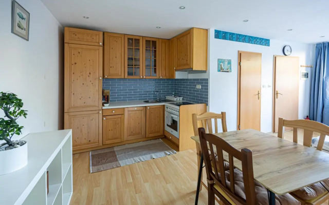 Apartment Bivalvia