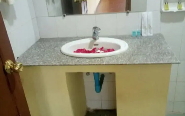 Diamond Popa Hotel