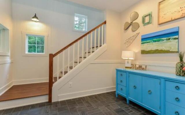 Lake Trail Treehouse