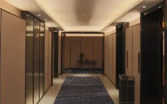 Huashun Hotel