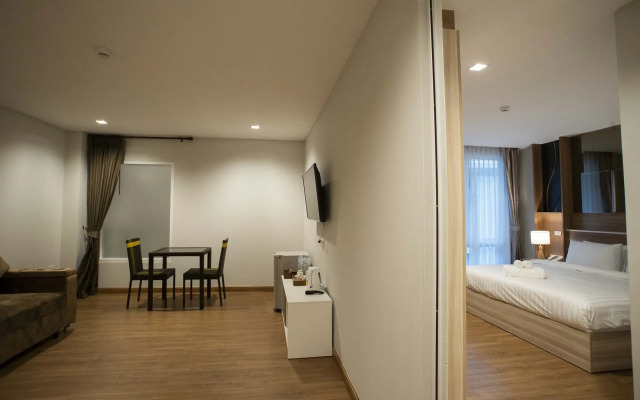 Nantra Chiangmai Riverfront Hotel