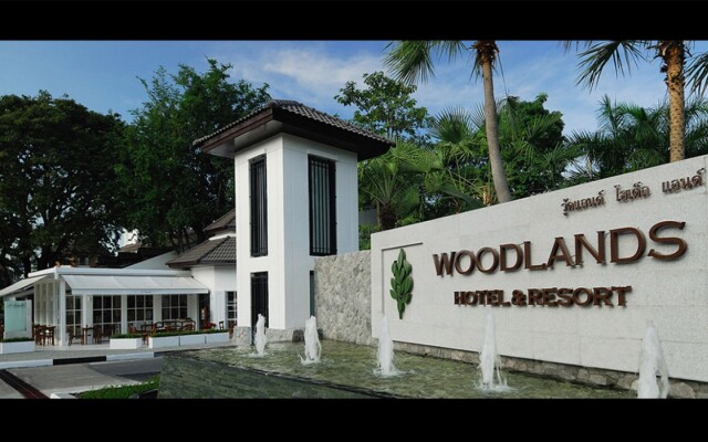 Woodlands Hotel & Resort