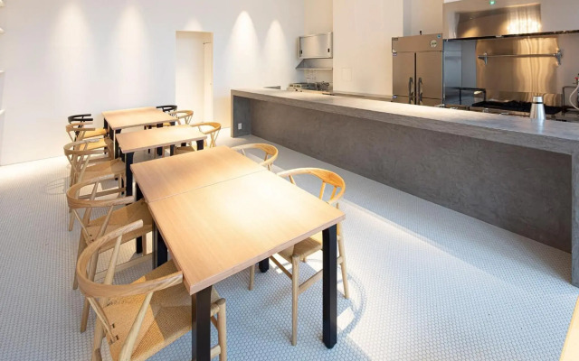 9 Hotel Hakata